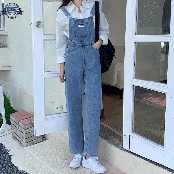 Jeans-Latzhose mit hoher Taille